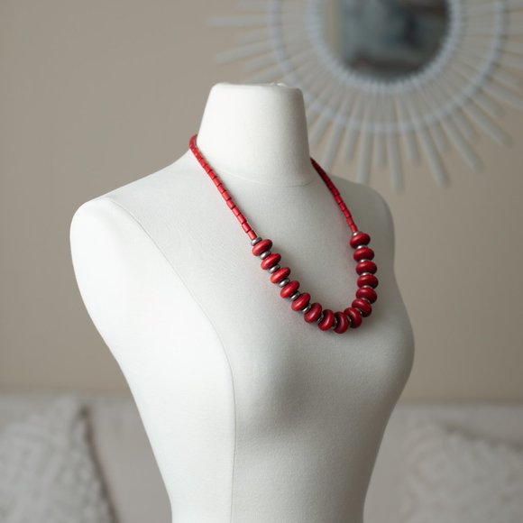 Vintage Red Wood Beads and Metal Necklace - Picture 2 of 6